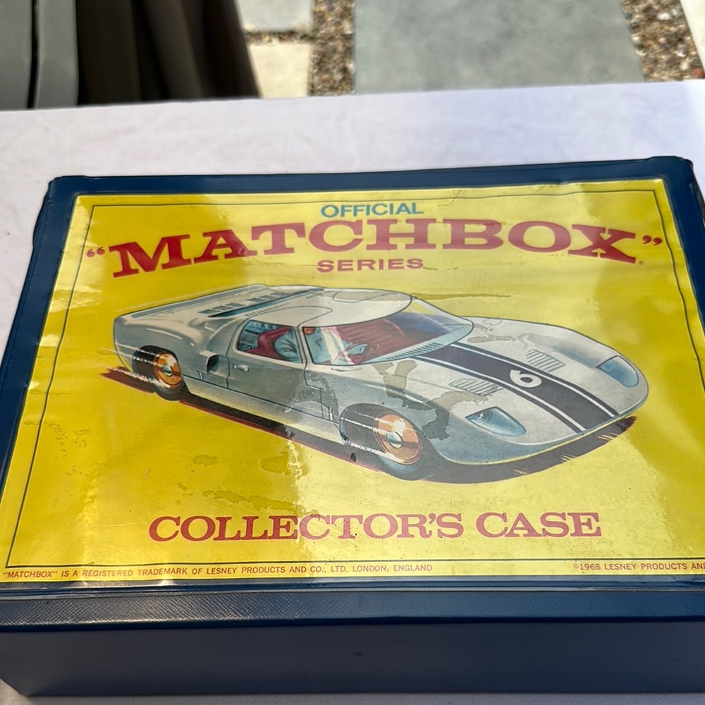 Matchbox Collector's Case with Car Design vintage style has callouts